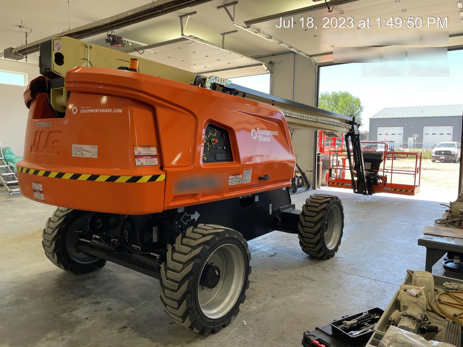 2023 JLG 660SJ