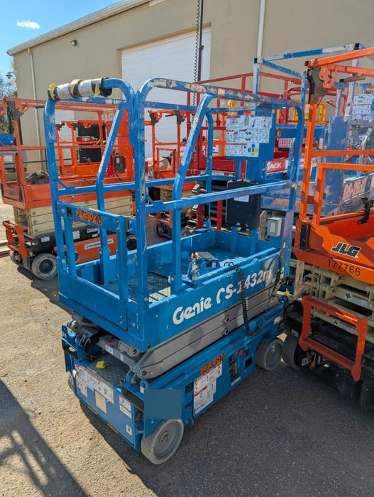 2022 GENIE GS-1432