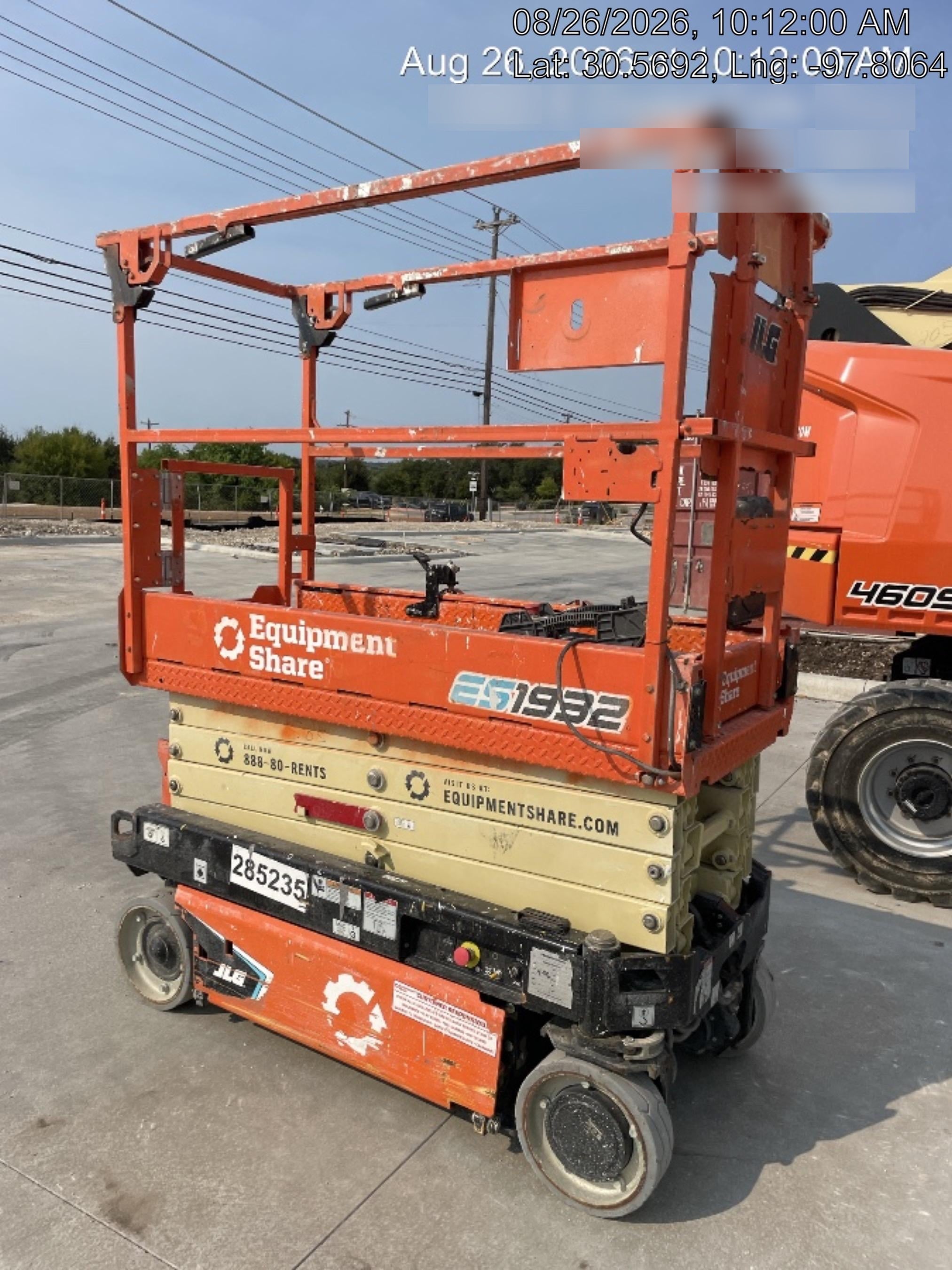 2022 JLG ES1932