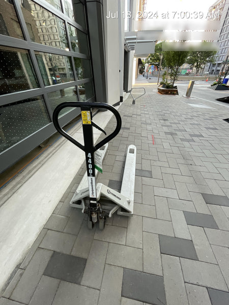 2023 STRONGWAY 5500 lb Pallet Jack