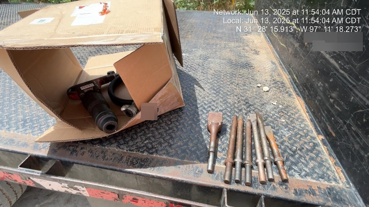 2019 MICHIGAN PNEUMATIC ES-CH3R-TRACKER