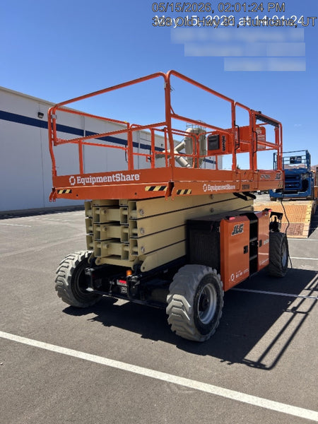 2022 JLG RT4394