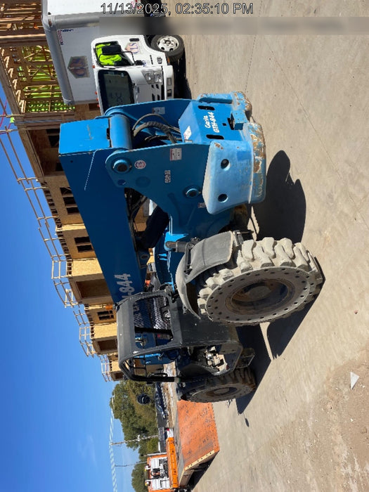 2017 Genie GTH-844 Solid Tires