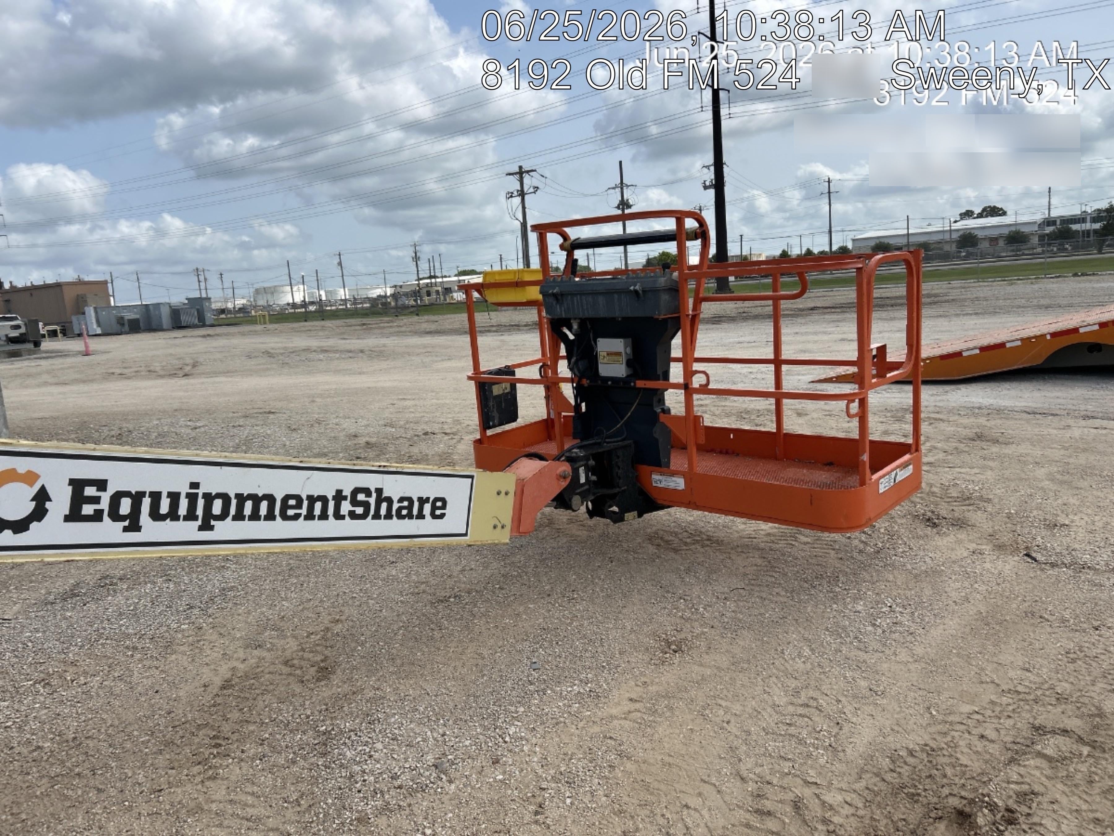 2019 JLG 400S