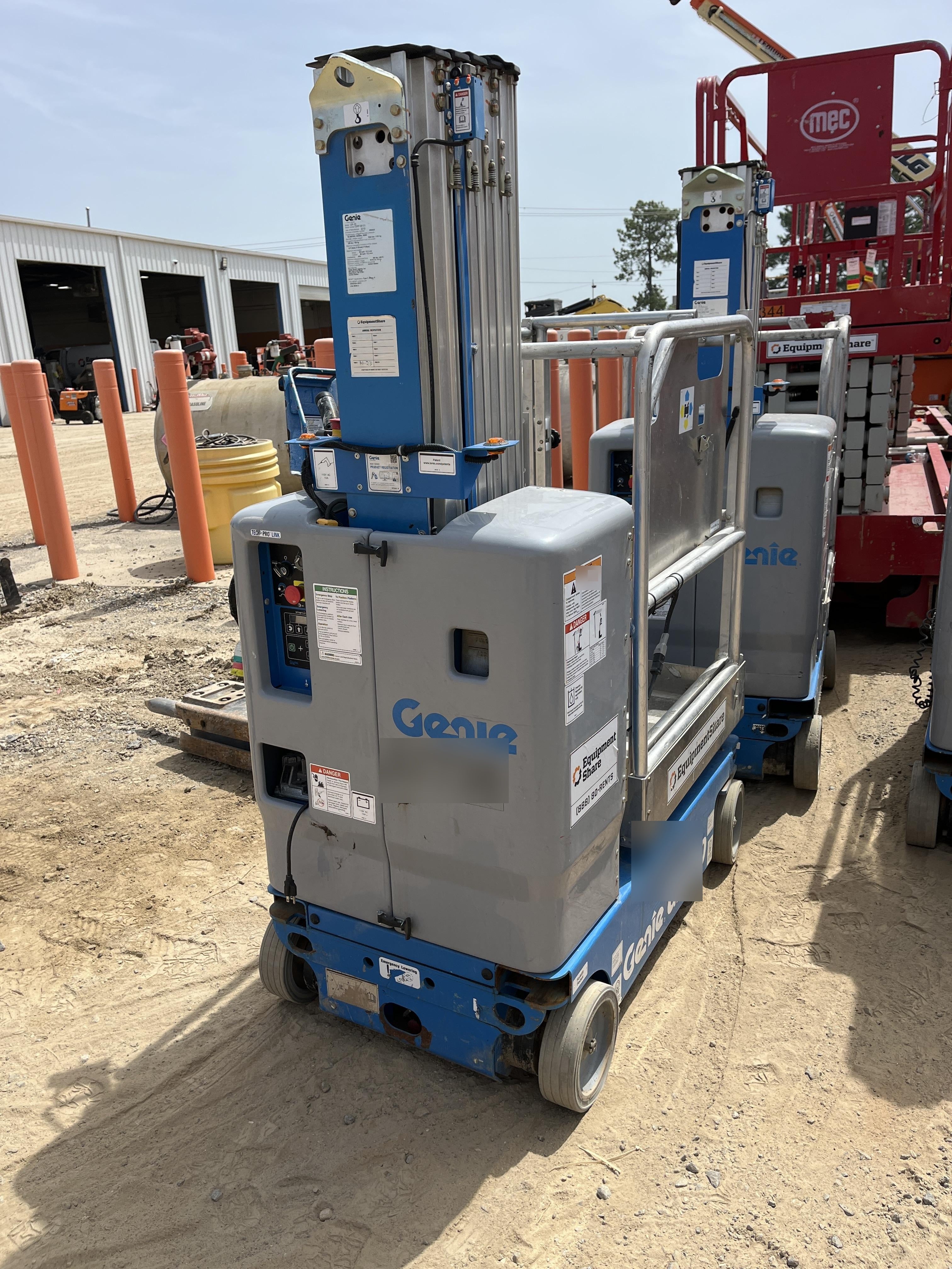 2019 GENIE GR-20