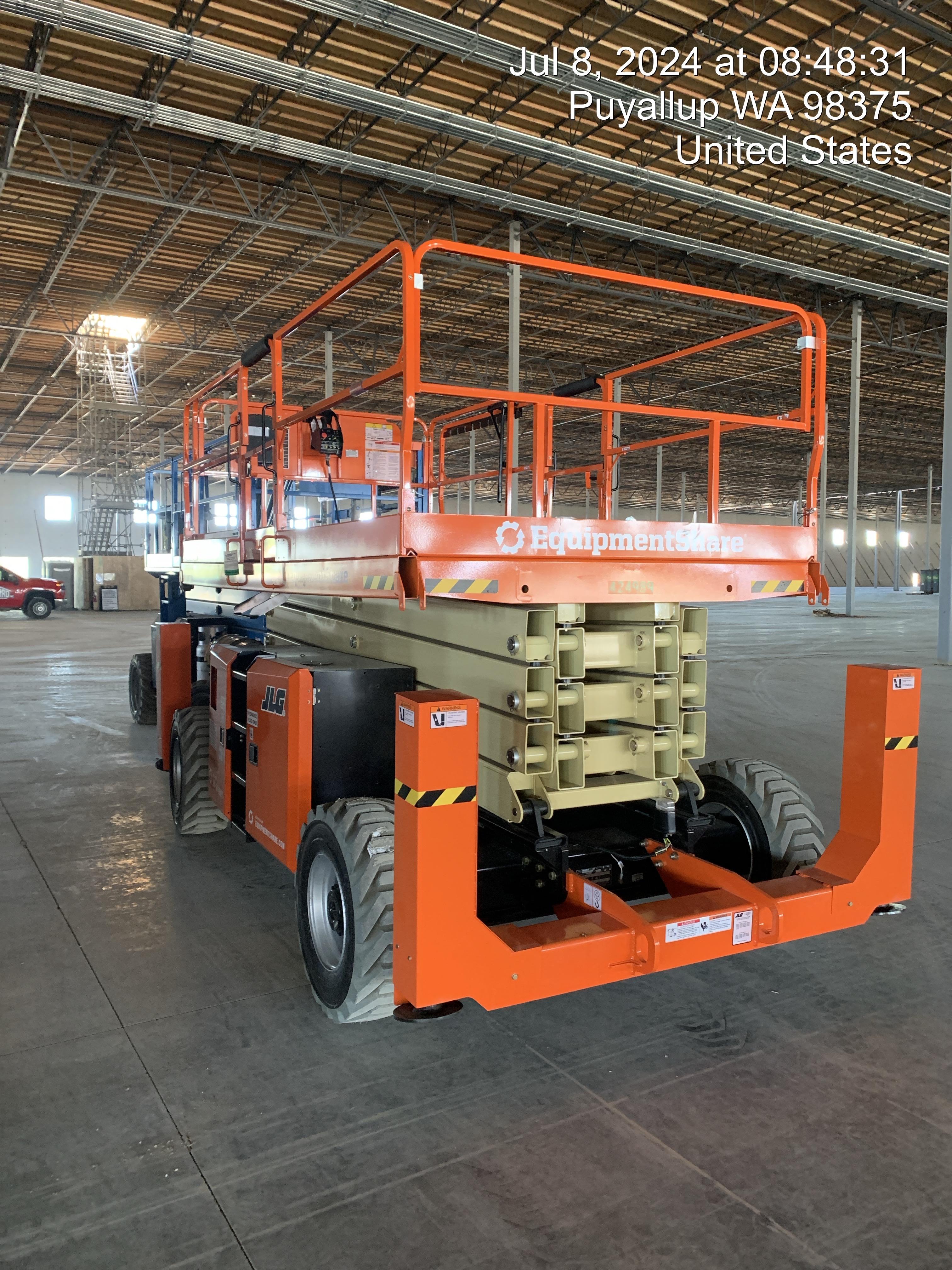 2024 JLG RT4394