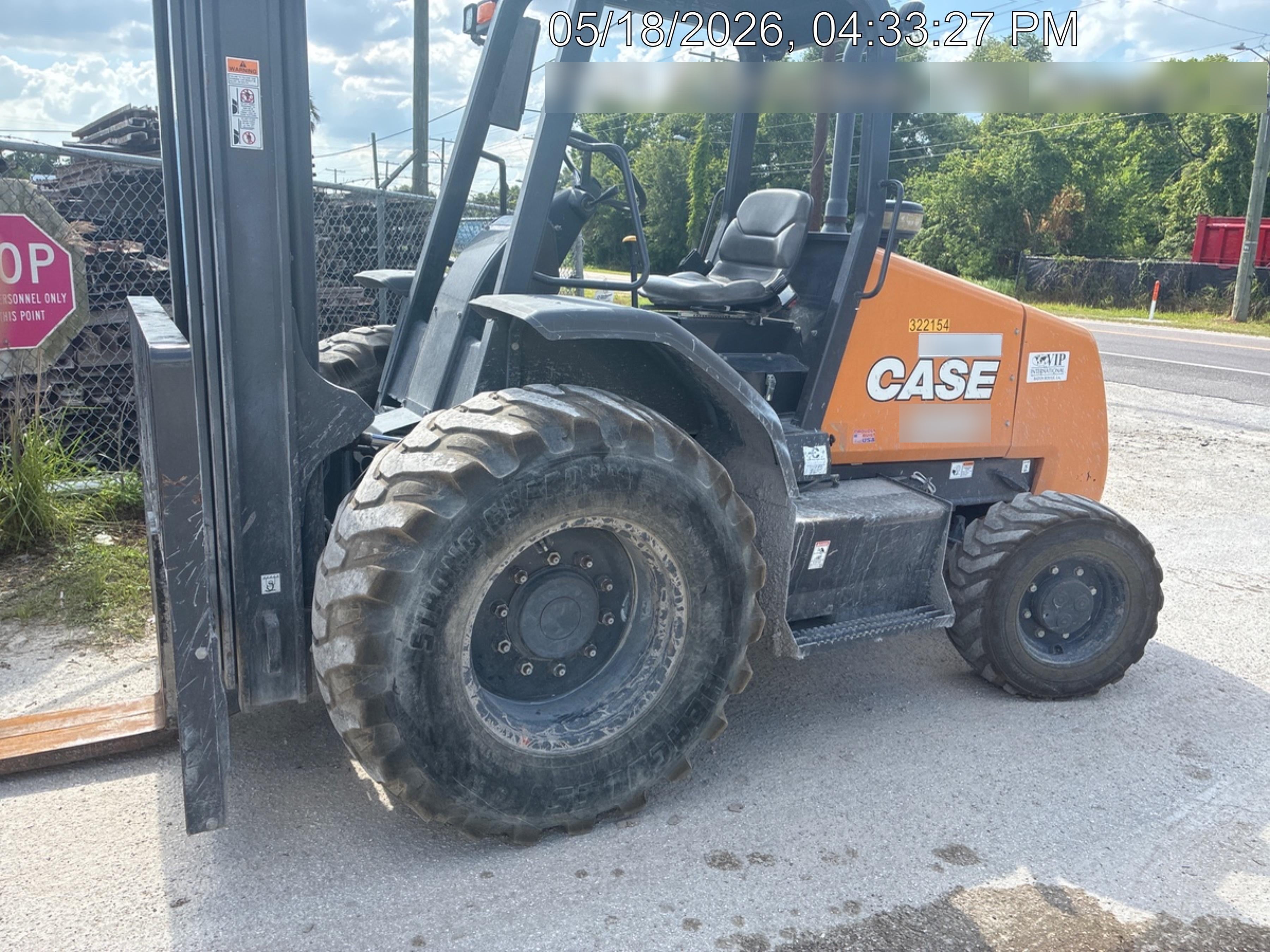2023 CASE 588H