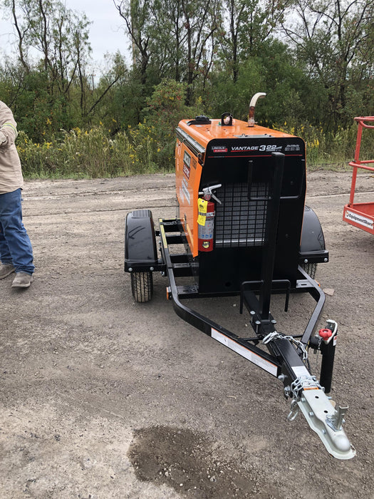 2021 Lincoln Electric Vantage 322 Vantage 322 Ready Pak 3 w/ Decals, ORANGE (includes trailer, cable rack, fender light kit) NO Telematics