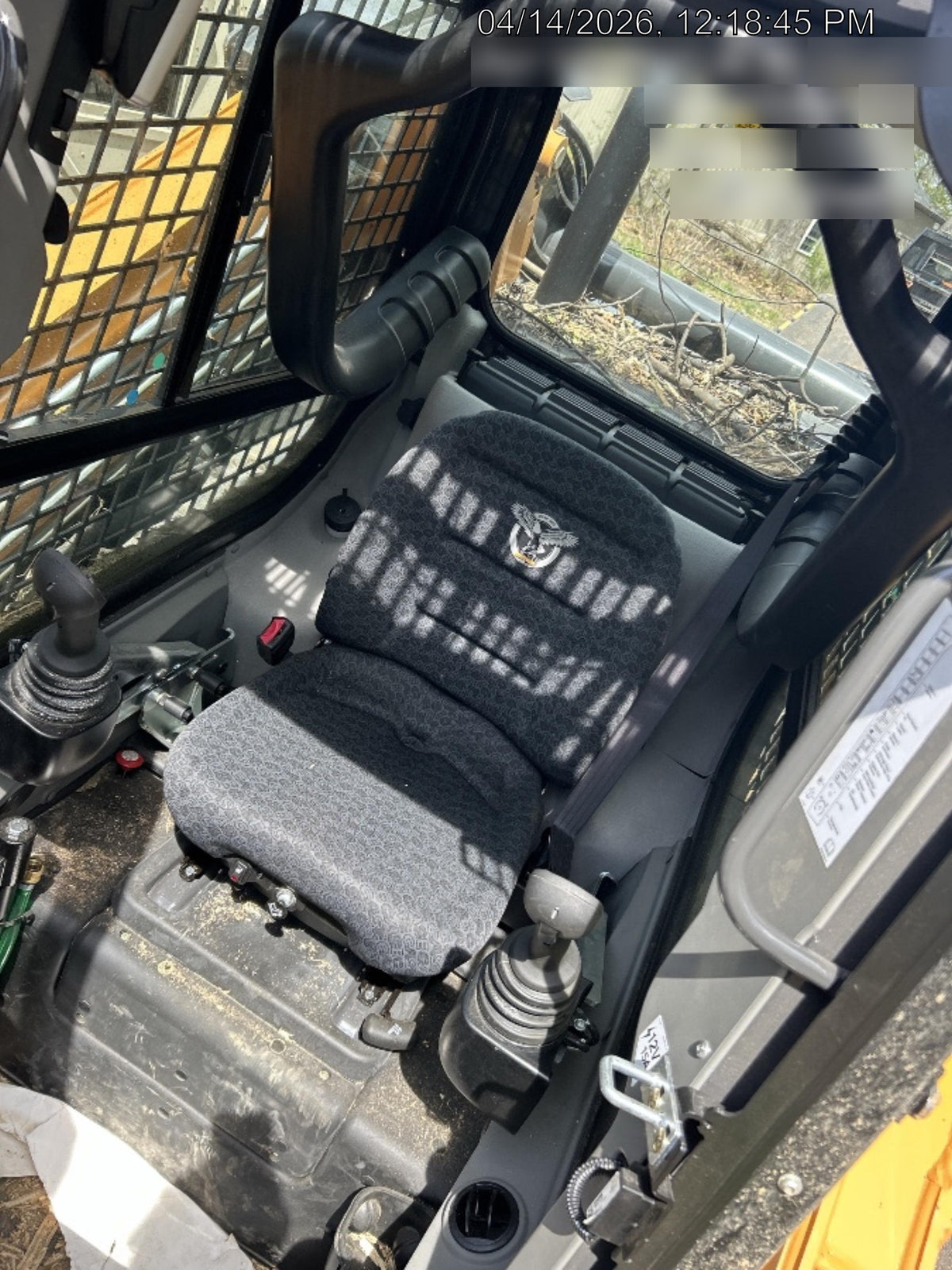 2025 CASE TV620B - BB85SS Package