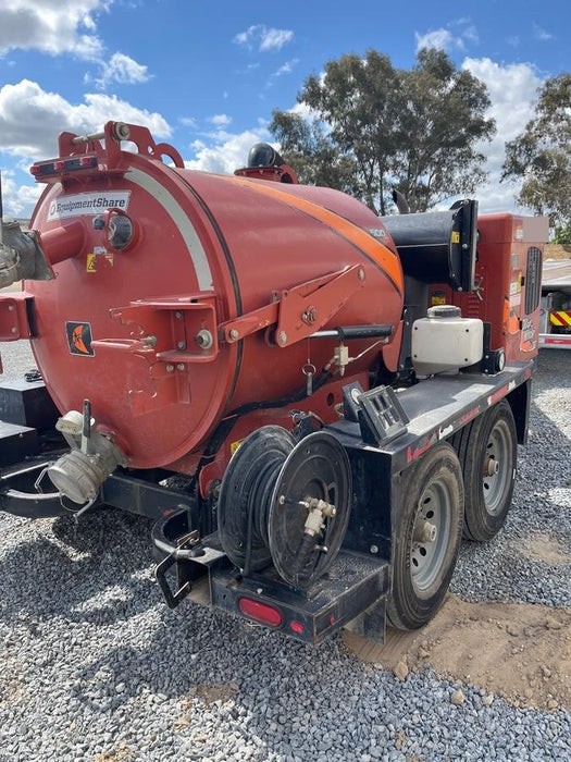 2020 Ditch Witch HX30 500G Spoils Tank, 80G Water Tank, 48" Lance, #3 Nozzel, VT9H 500 GAL HYD TRAILER