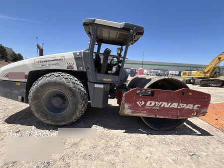 2021 DYNAPAC CA2500D