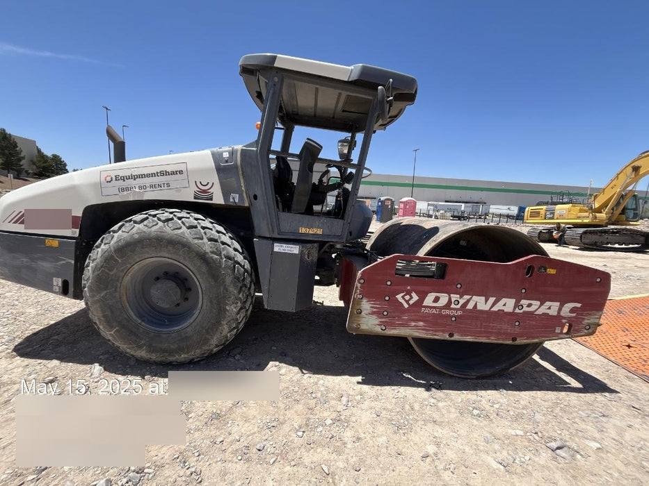 2021 DYNAPAC CA2500D