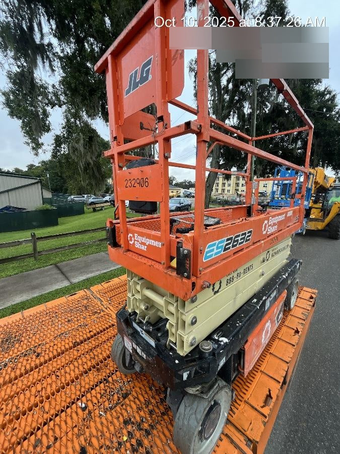 2022 JLG ES2632