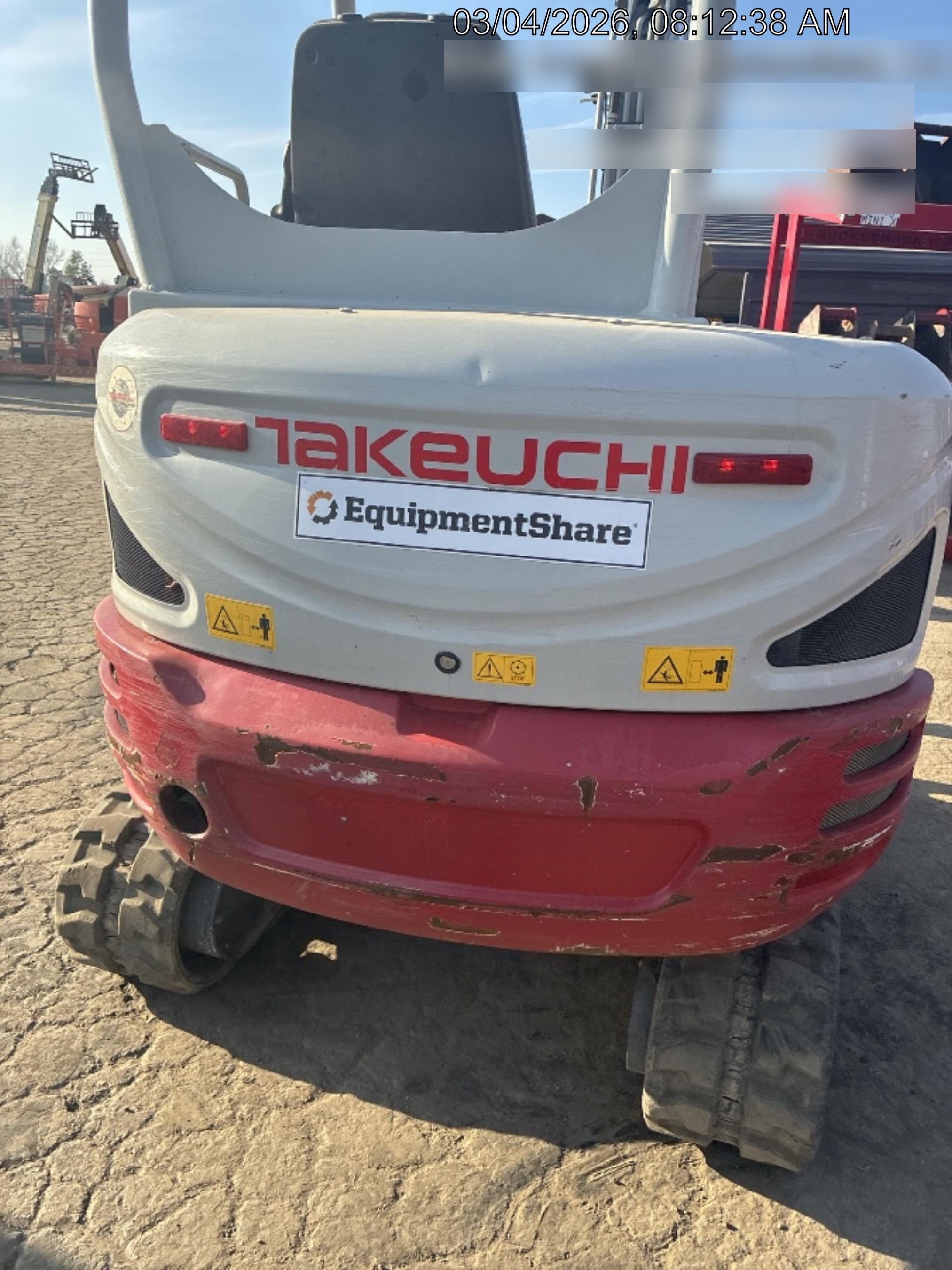 2022 TAKEUCHI TB235-2R