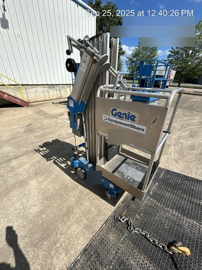 2018 GENIE AWP-30S