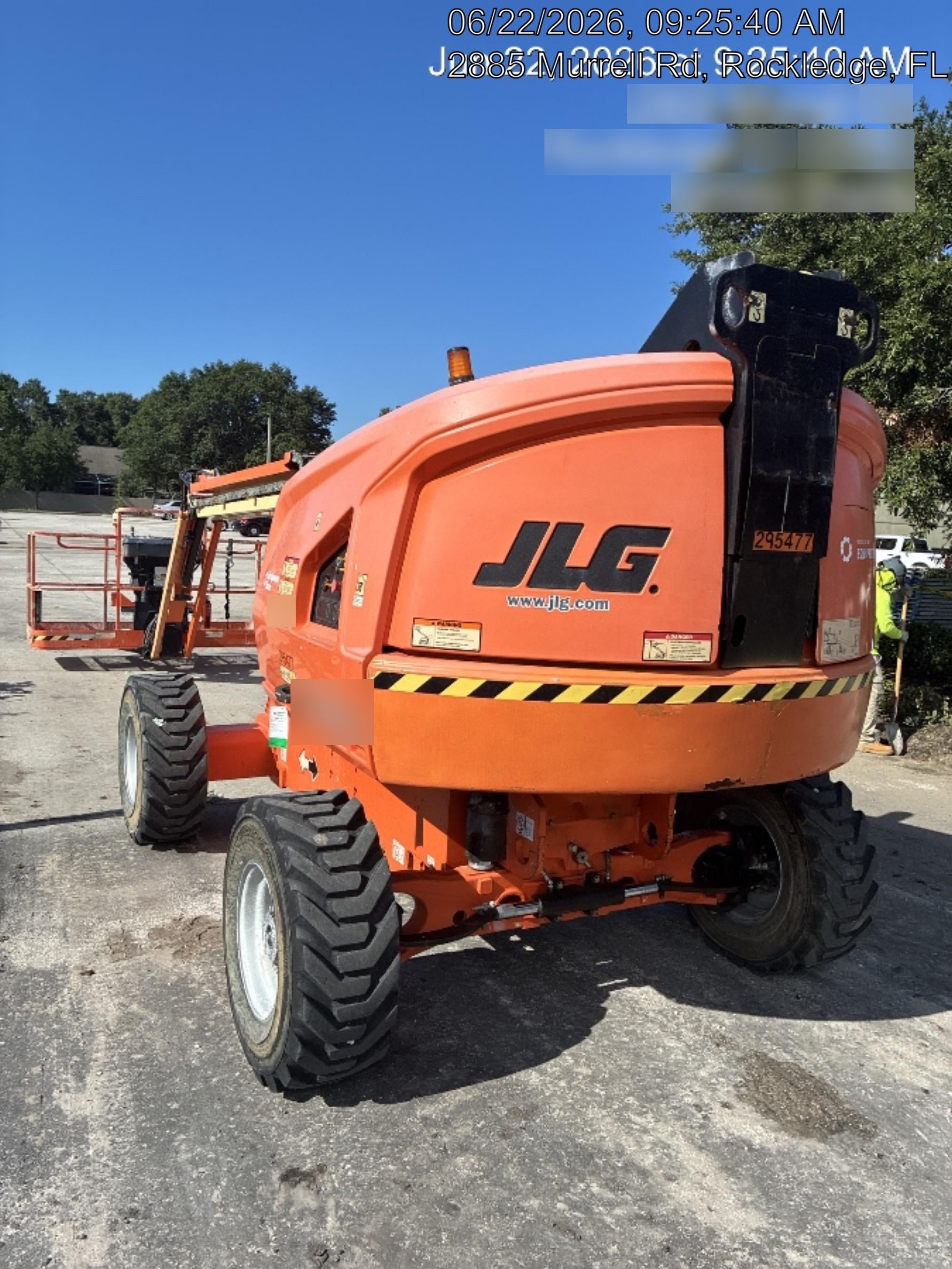 2023 JLG 460SJ