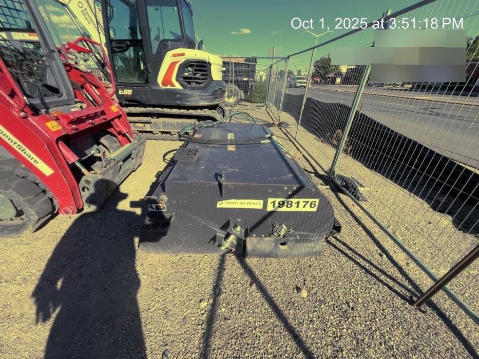 2021 PALADIN Sweepster SB72