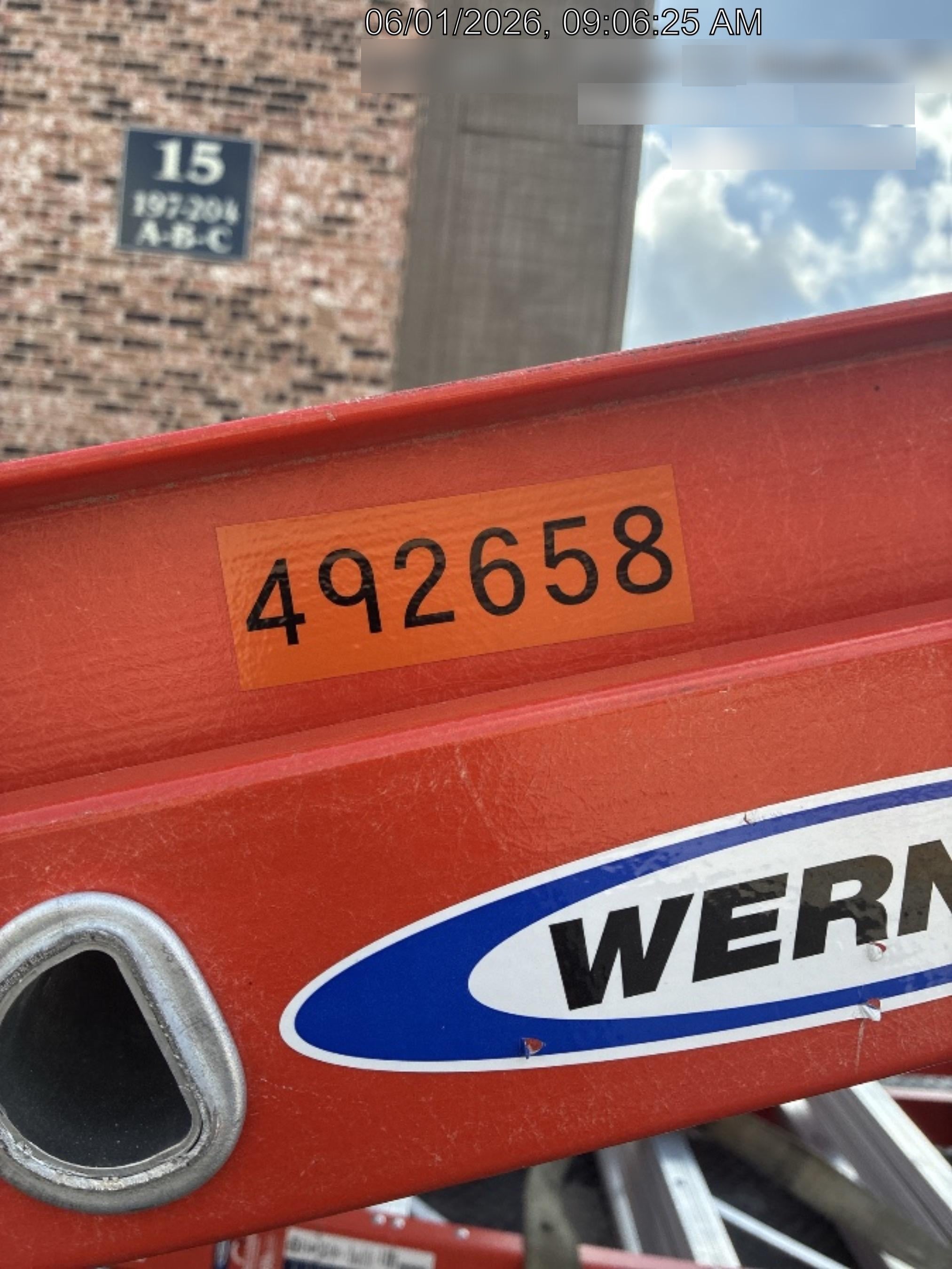 2025 WERNER D6240-2