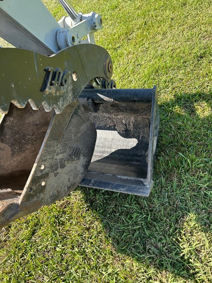 2025 STAR INDUSTRIES 910-36 - 36" Smooth Clean-Out Bucket