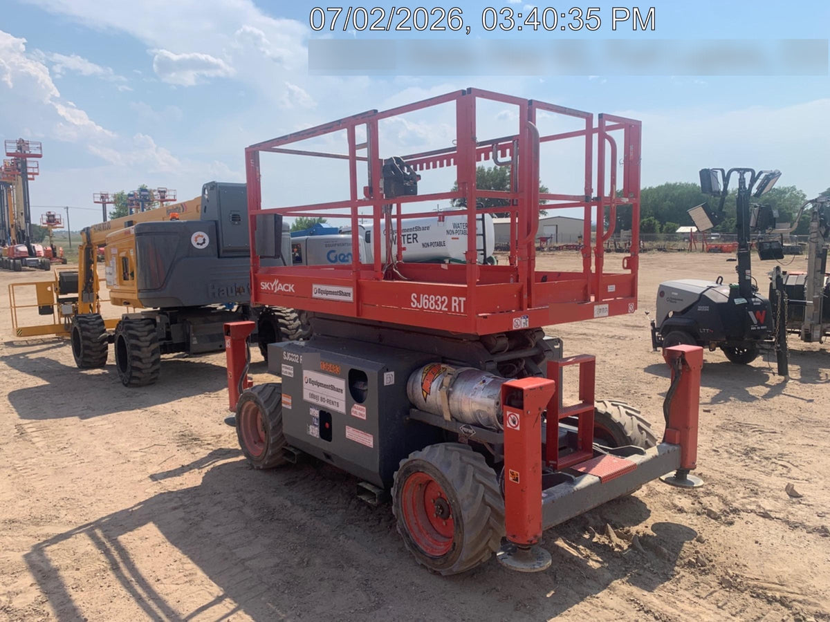 2021 SKYJACK SJ6832 RT