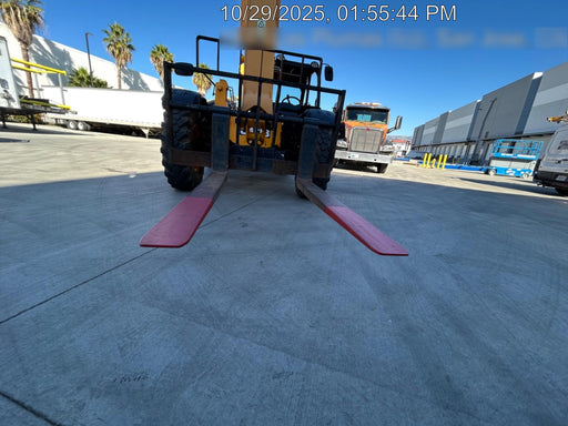 2019 JCB 506-36 Canopy, 74 HP, Foam Filled Tires, STD Worklight, Beacon, Aux Hydraulics, Lifting Eye, Back up Alarm 48" Carriage/48" Forks