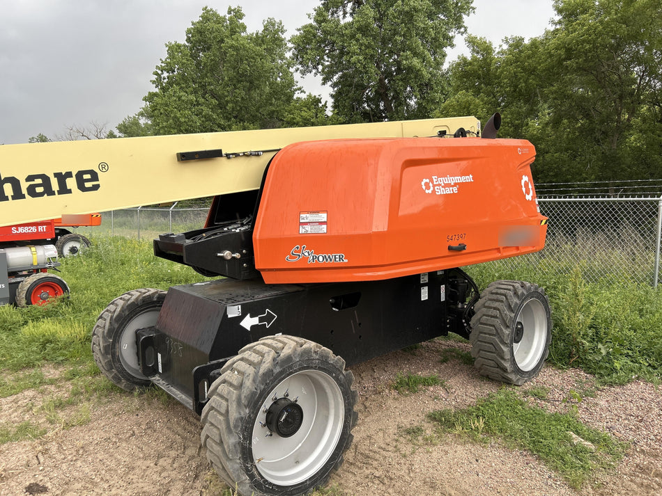 2025 JLG 660SJ
