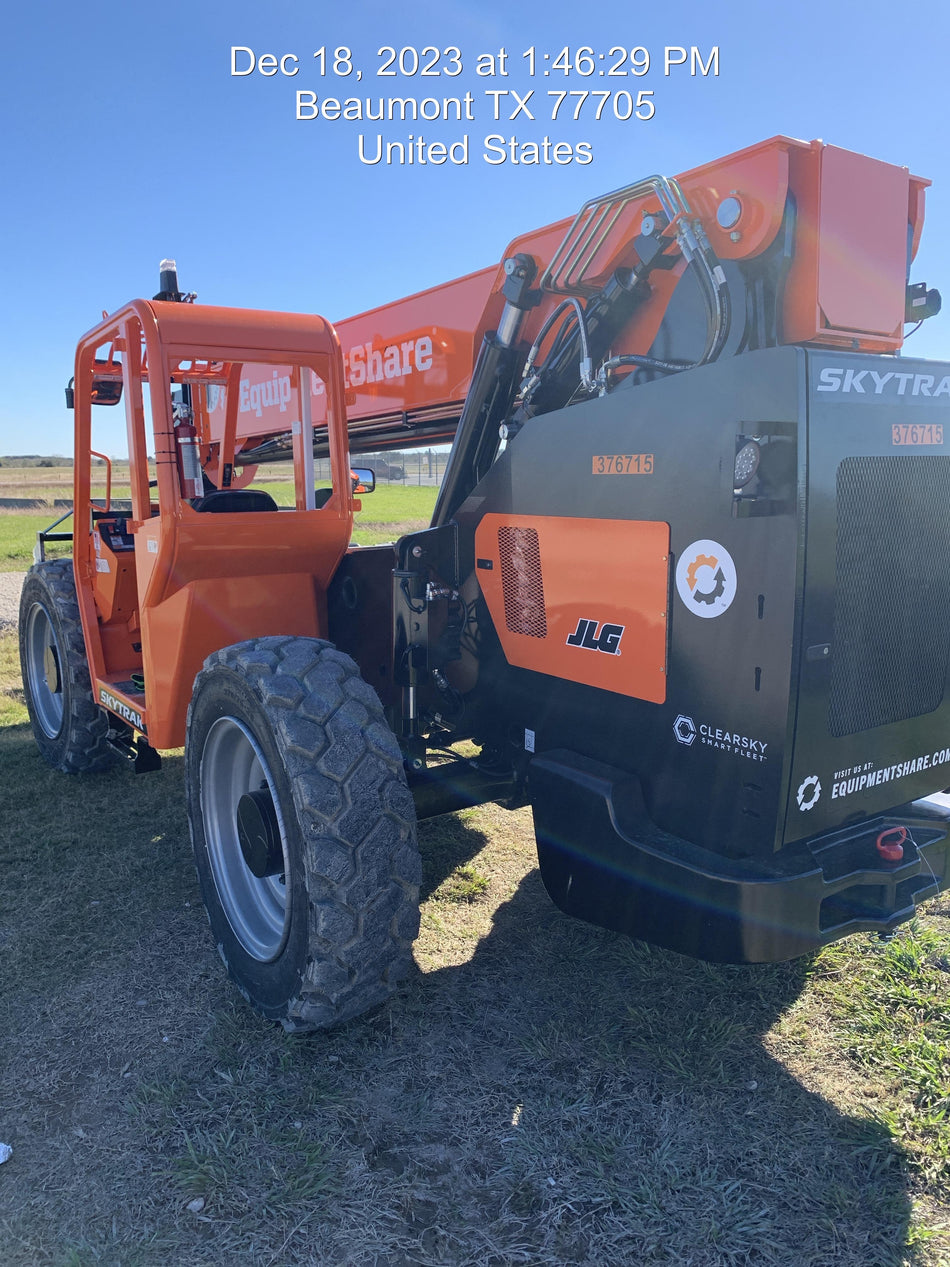 2023 SKYTRAK 8042