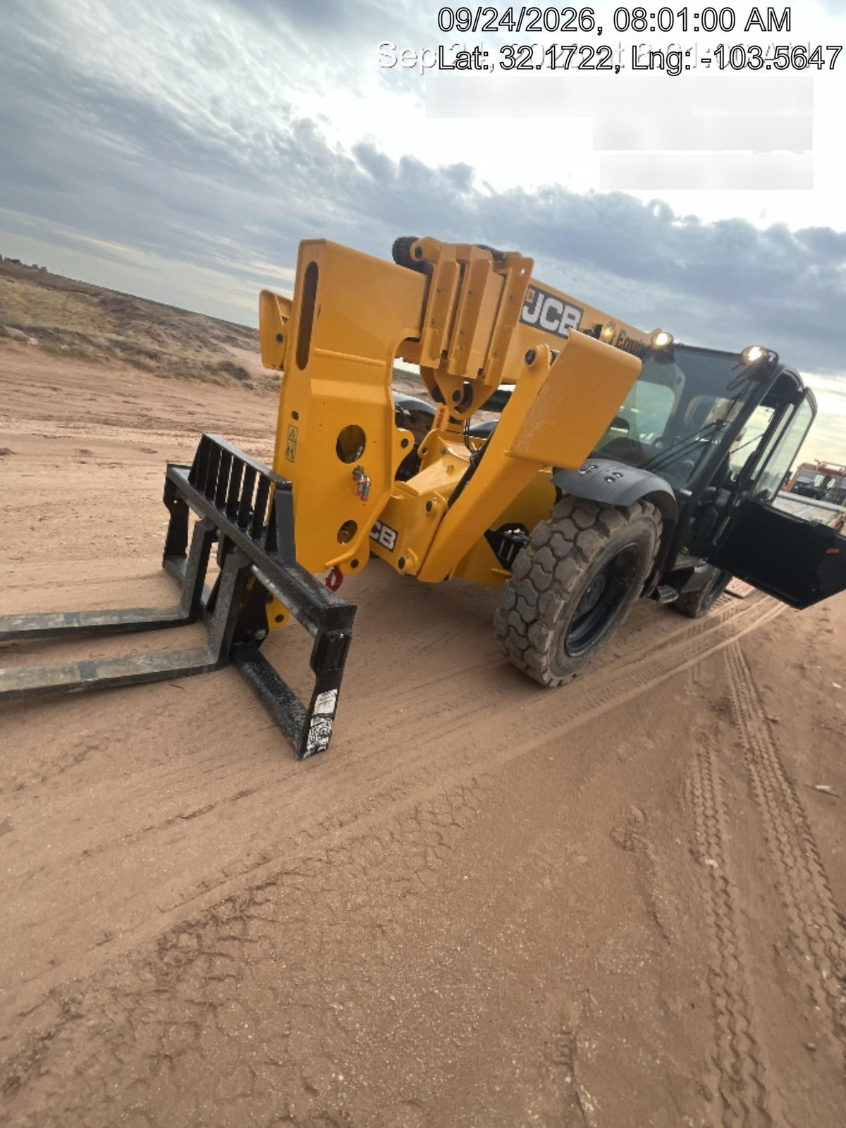 2025 JCB 512-56