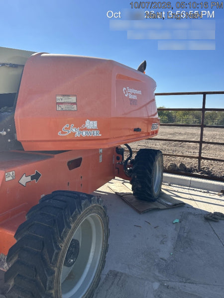 2022 JLG 660SJ