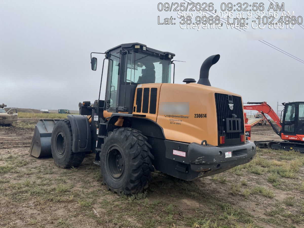 2022 CASE 621G