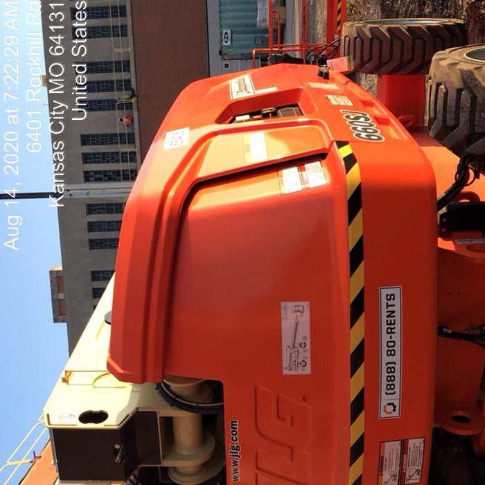 2020 JLG 660SJ