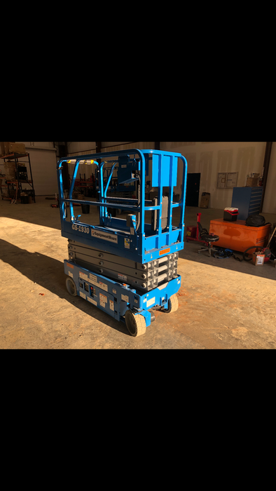 2019 Genie GS-1930 Fixed Rails with Chain Entry