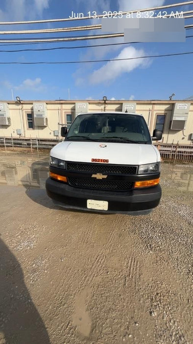 2023 CHEVROLET Express Van - Rental