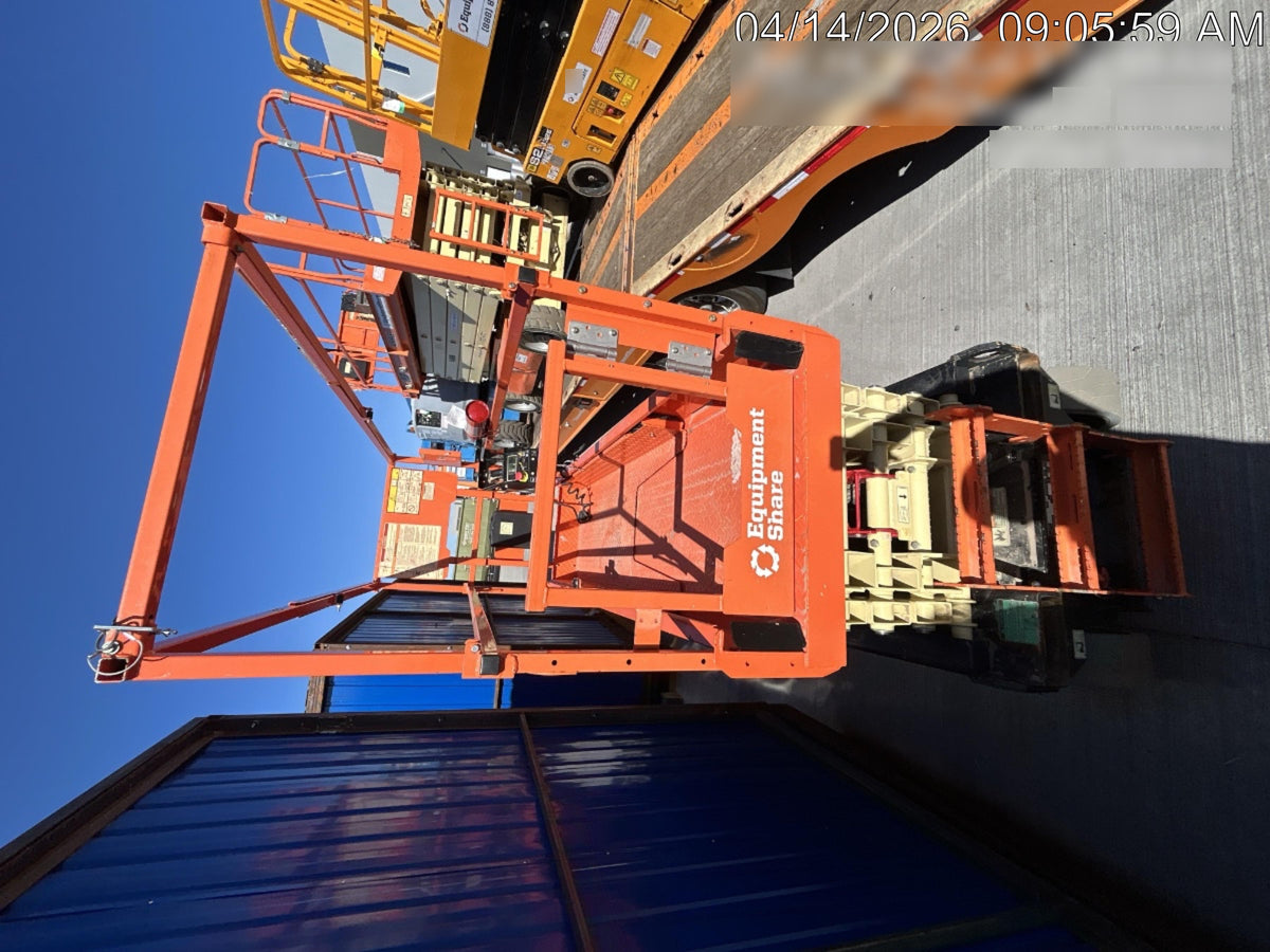 2022 JLG ES2632