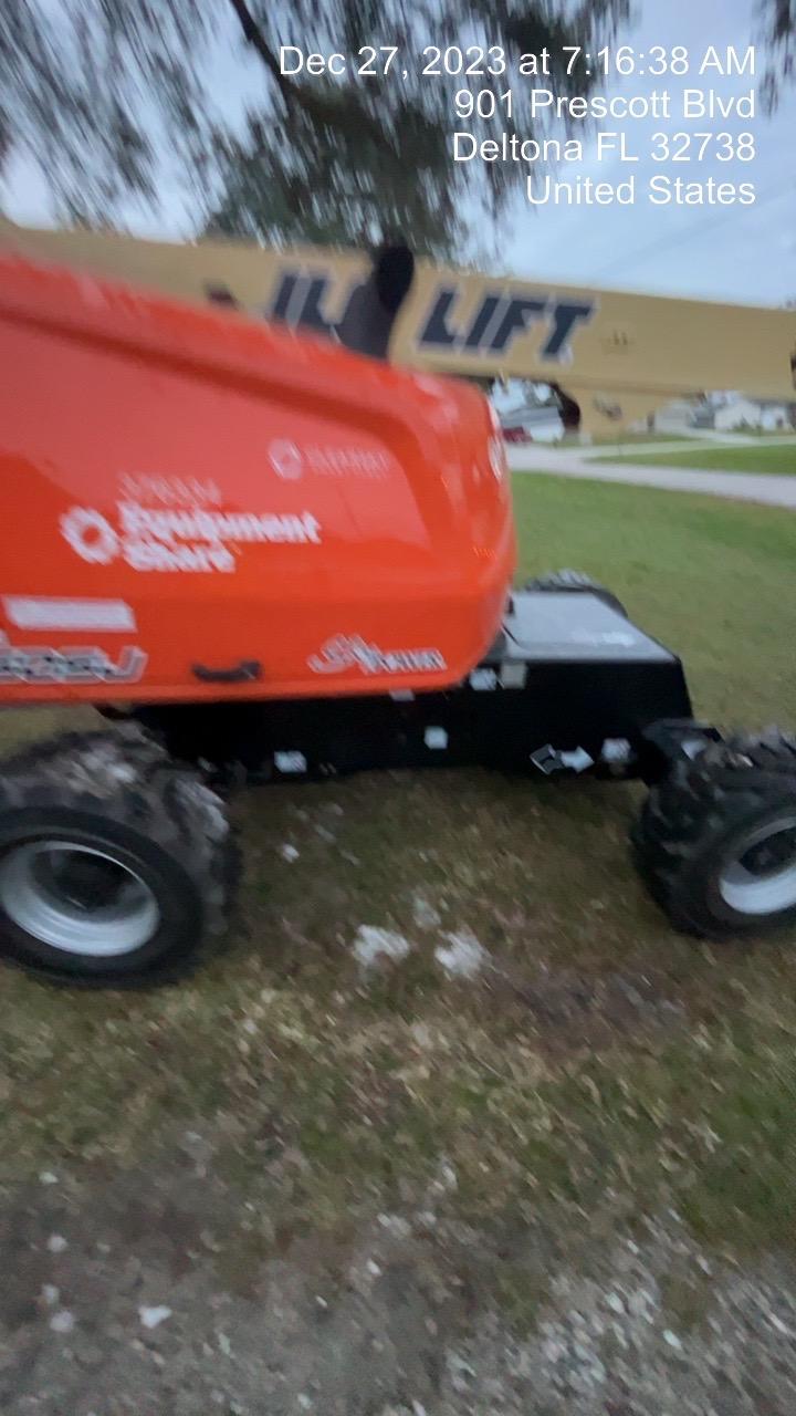 2023 JLG 460SJ