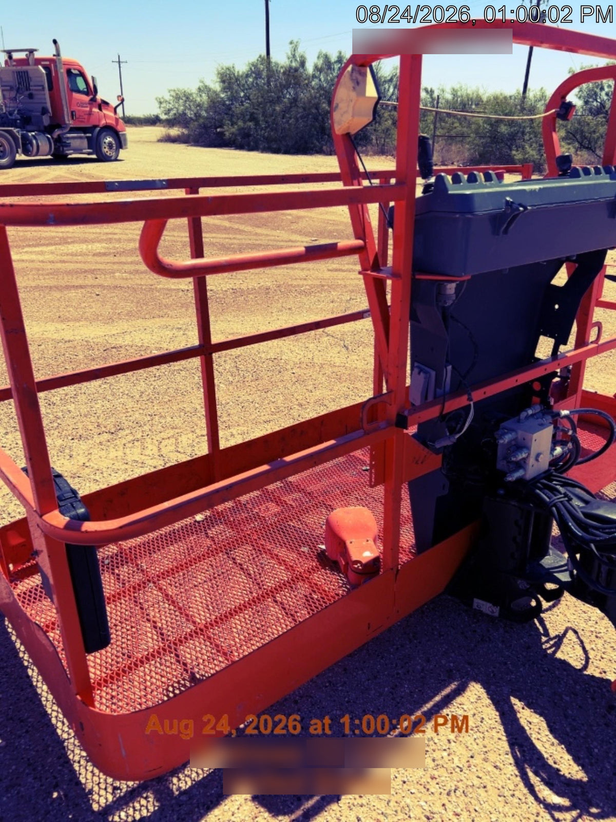 2019 JLG 600AJ