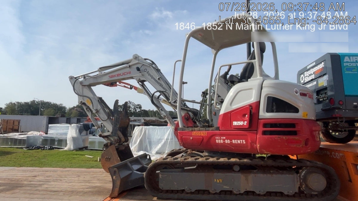 2025 TAKEUCHI TB250-2R