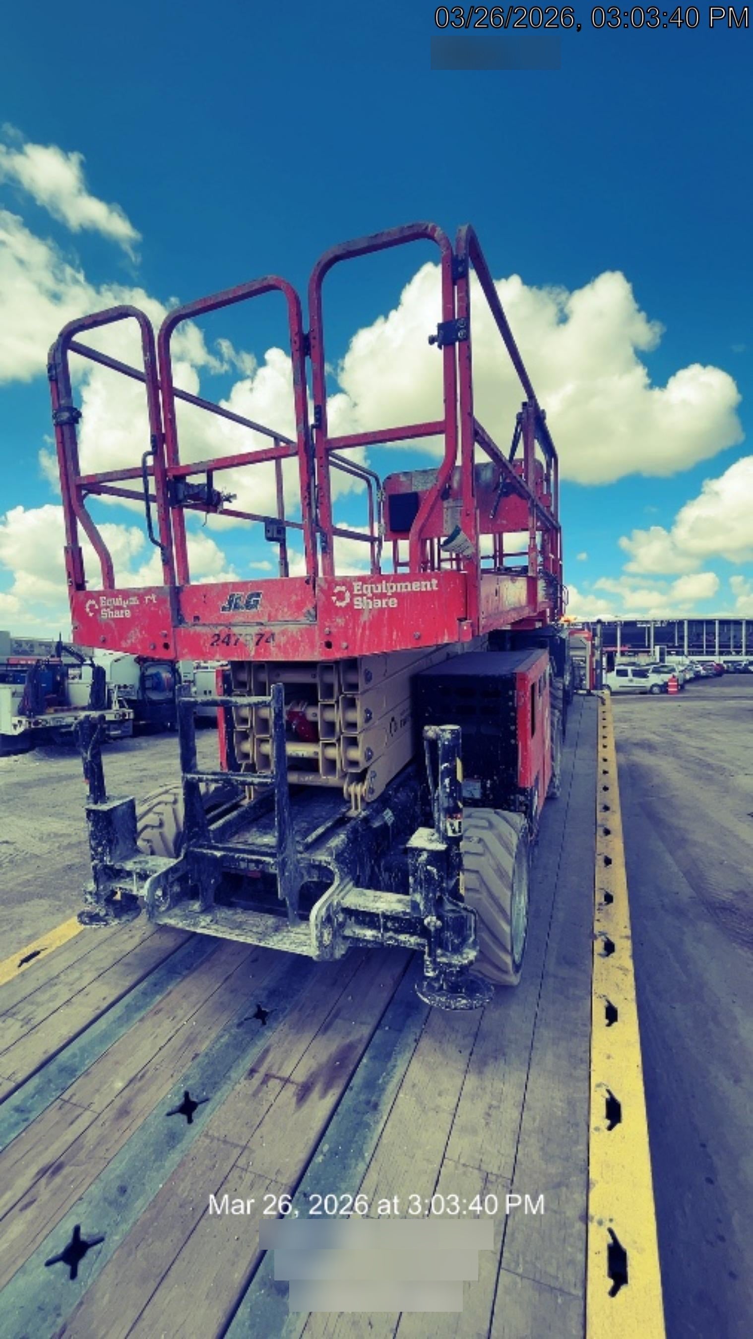 2022 JLG RT3369