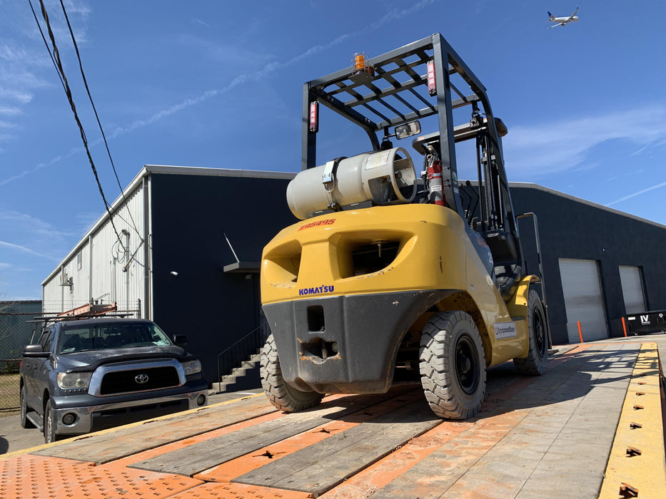 2021 KOMATSU FG25T-16