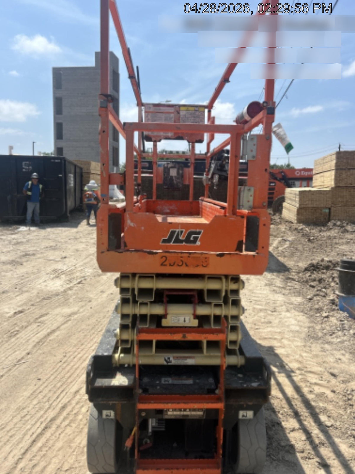 2022 JLG ES2632