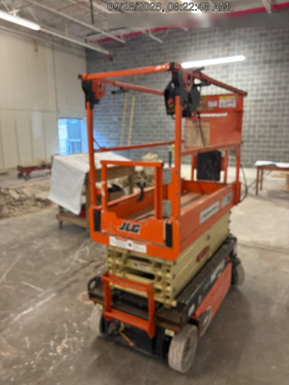 2021 JLG ES1932