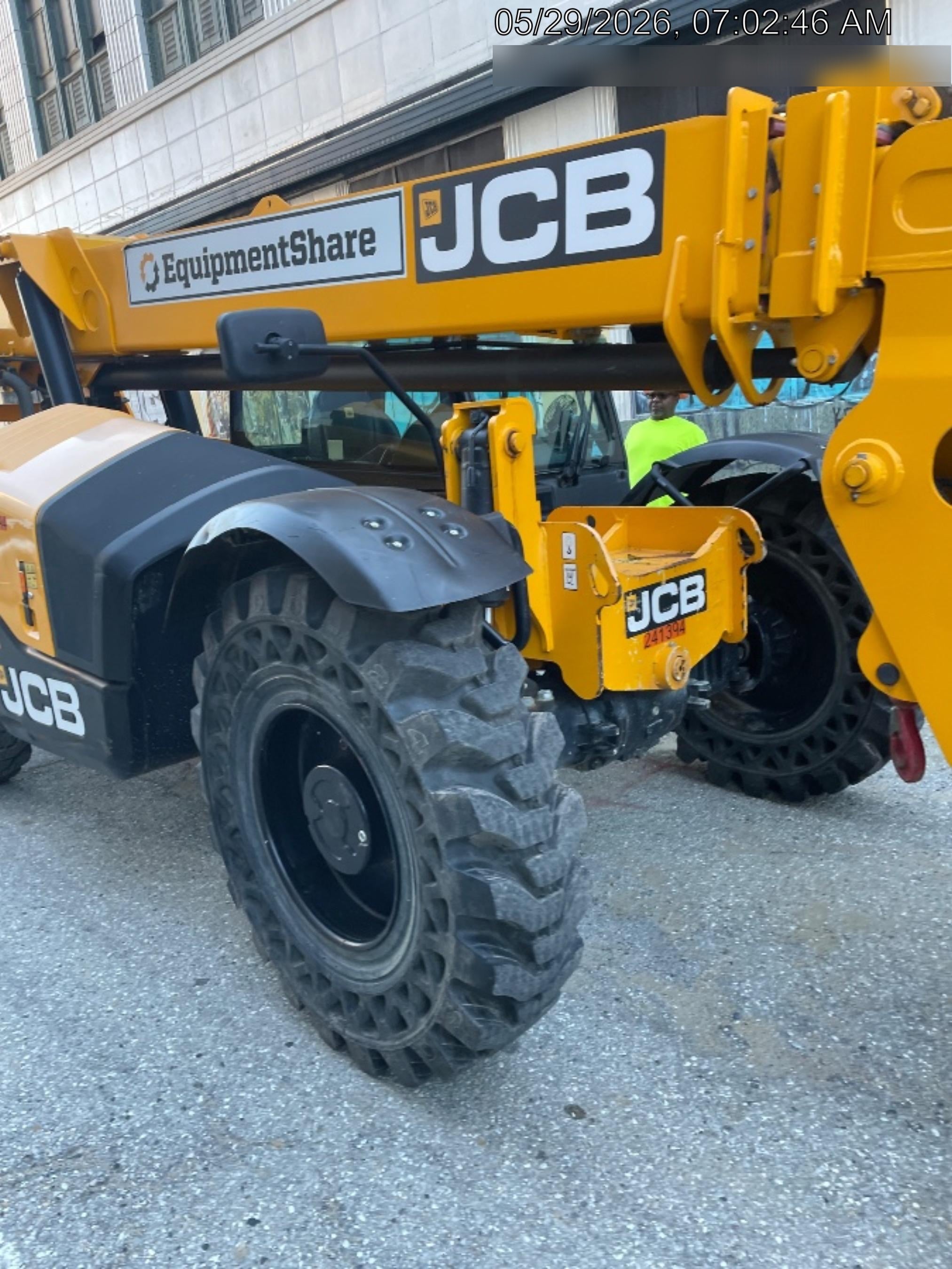 2022 JCB 509-42