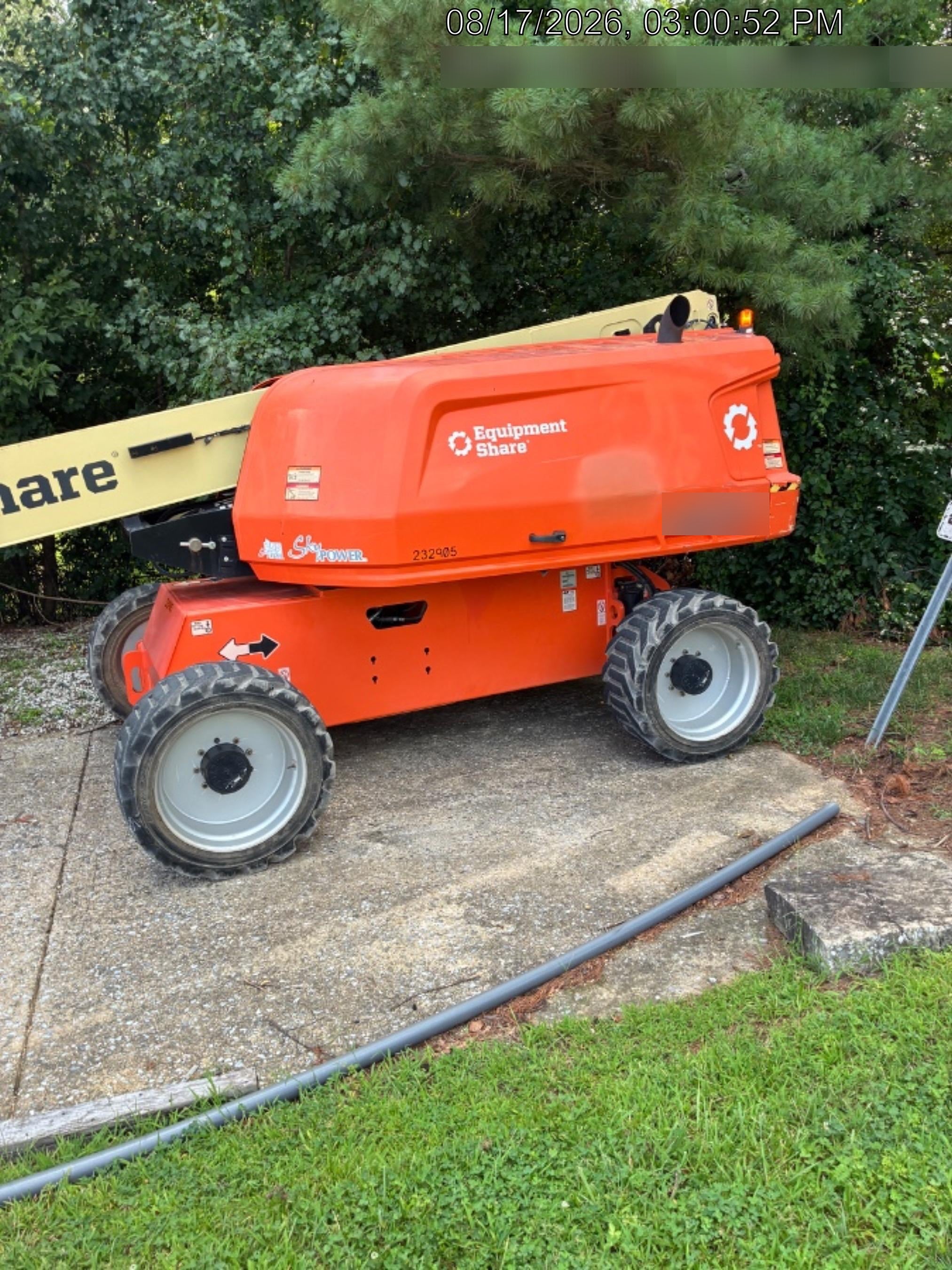 2022 JLG 660SJ