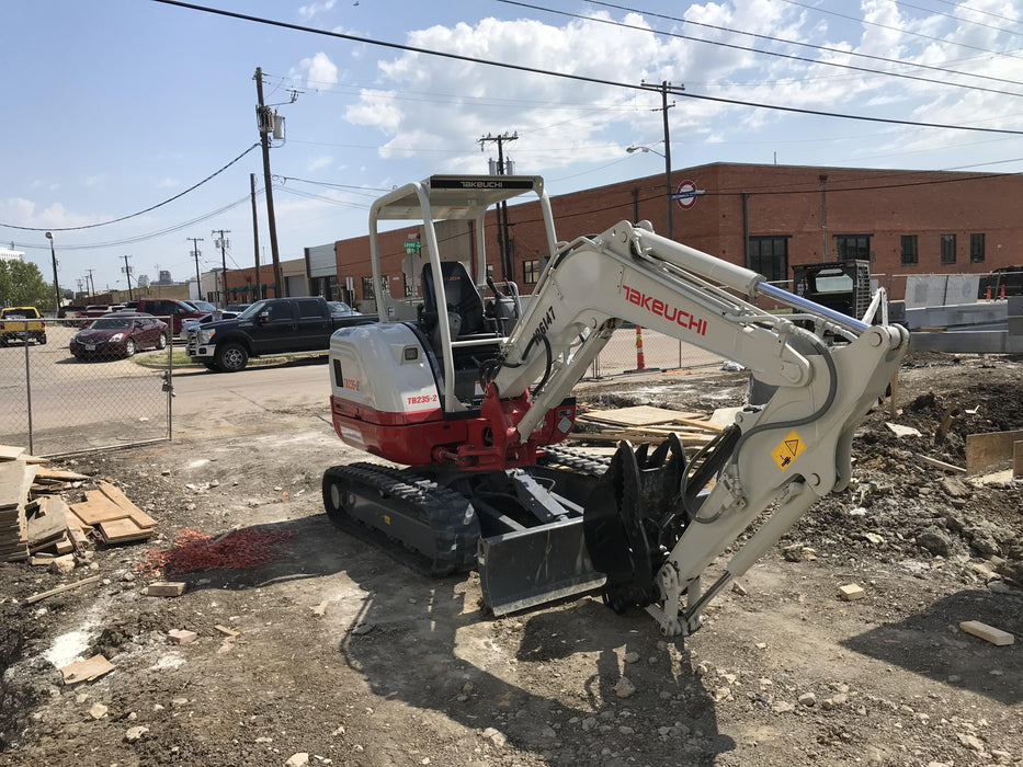 2020 Takeuchi TB235-2R Canopy, Rubber Tracks, Manual TAG QC