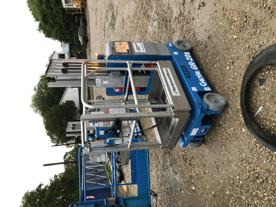 2020 GENIE GR-20