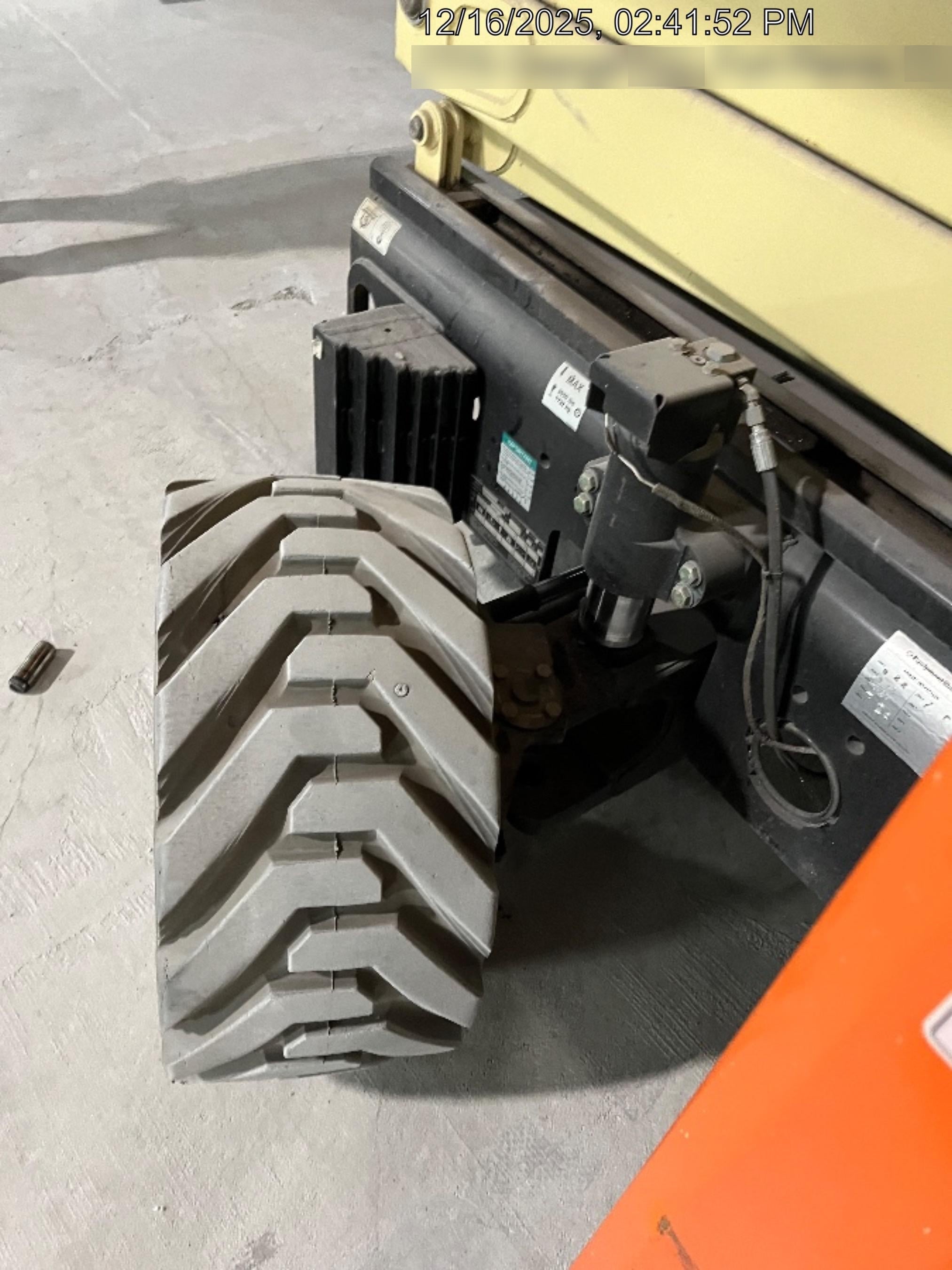 2022 JLG ERT4069