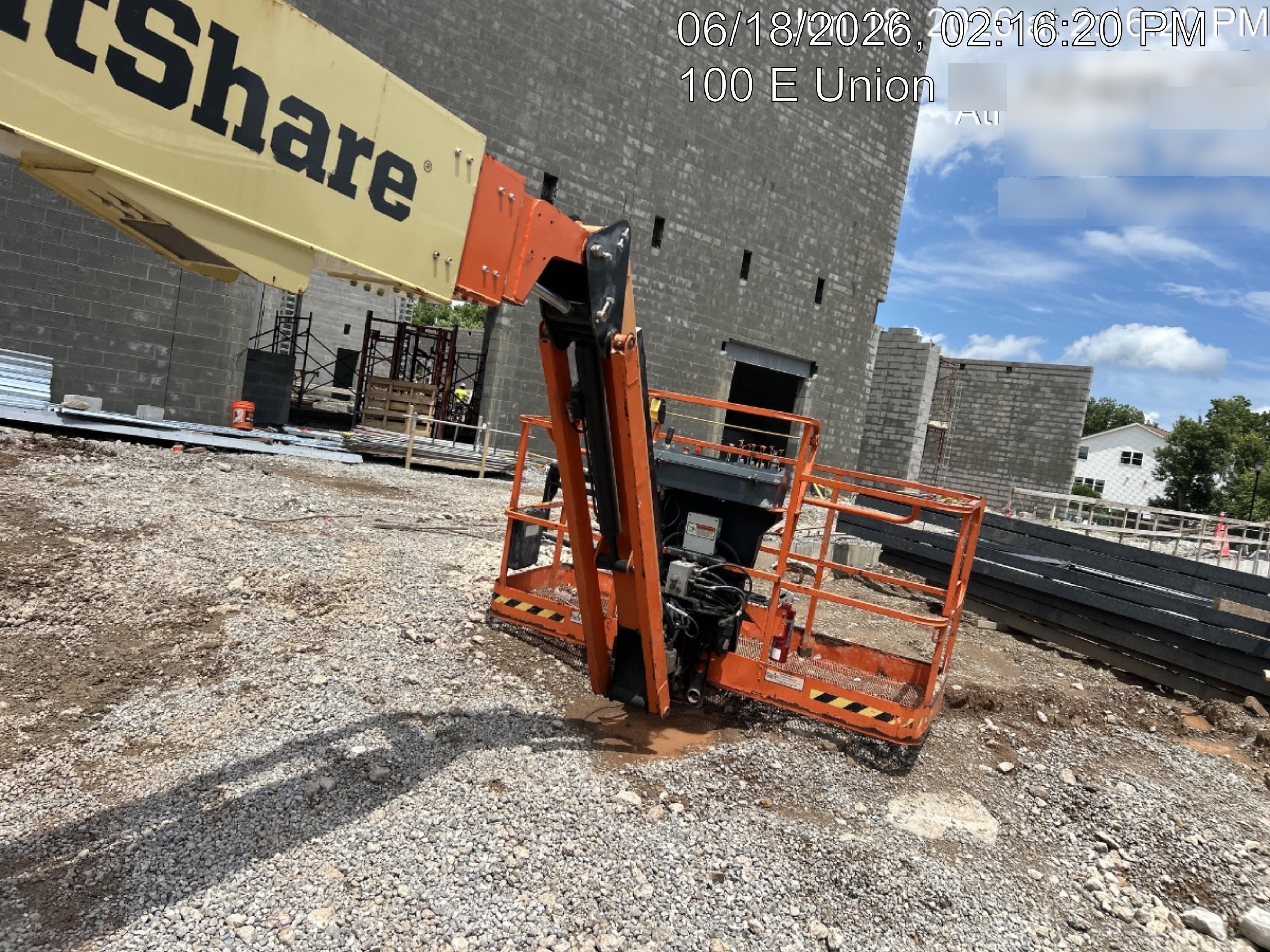2023 JLG 860SJ