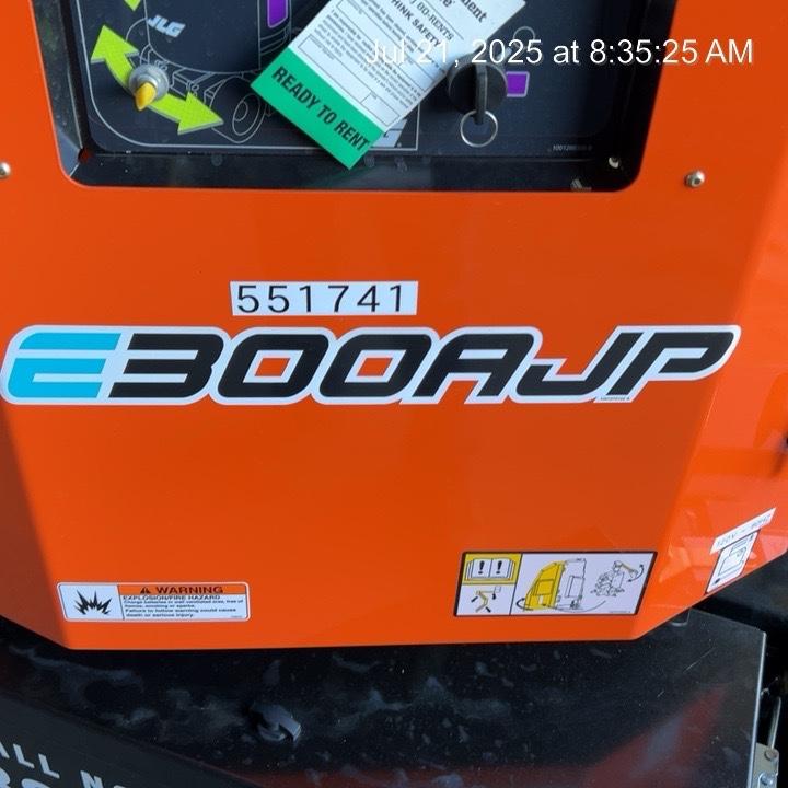 2025 JLG E300AJP