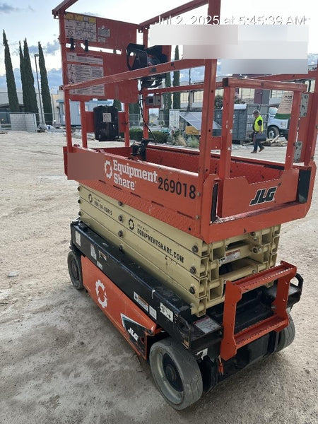 2022 JLG ES1932