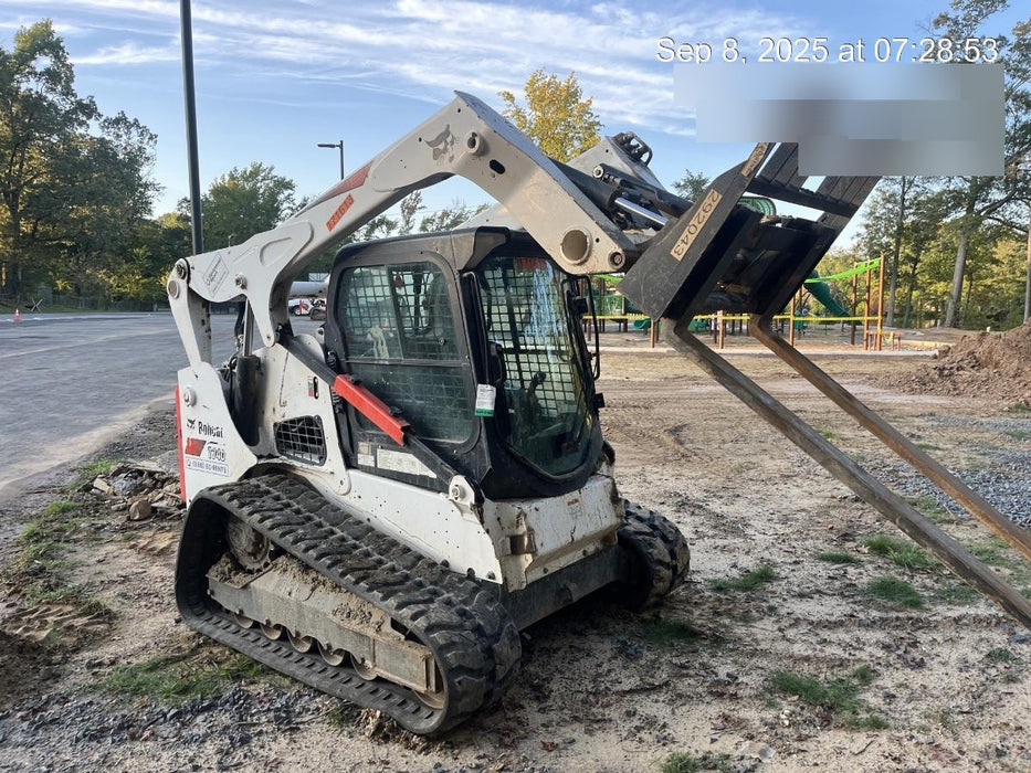 2021 BOBCAT T740